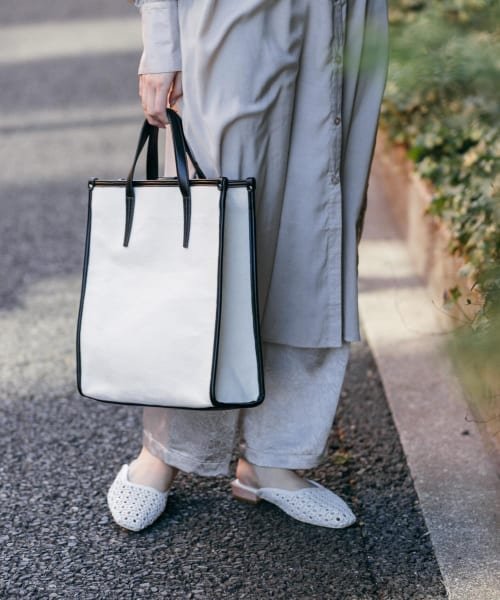 パイピングトートバッグ センスオブプレイス バイ アーバンリサーチ Sense Of Place By Urban Research Magaseek