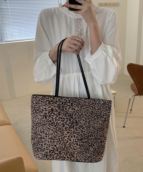 セール トートバッグ ハンドバッグ レディース バッグ 鞄 カバン ヒョウ柄 キャンバス レオパード柄 大容量 ミニミニストア Miniministore Magaseek
