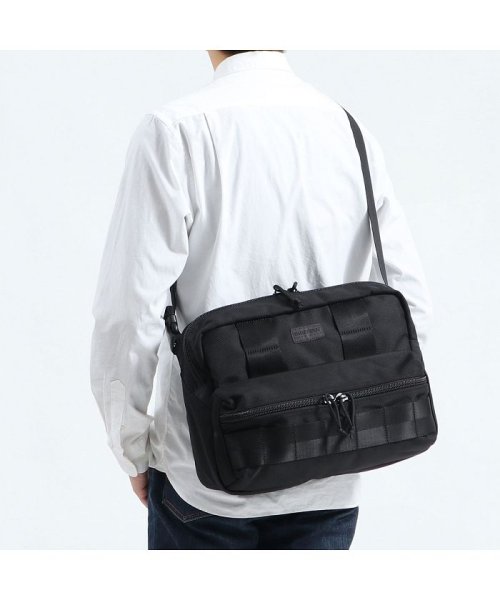 日本正規品】 ブリーフィング ショルダーバッグ BRIEFING DELTA  