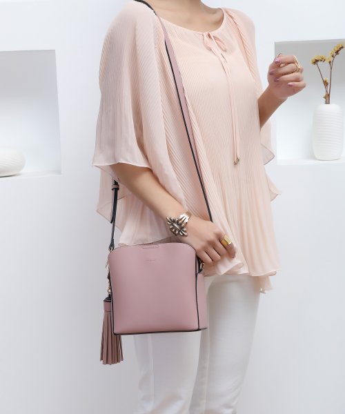 UNGRID bag(アングリッド　バッグ)/スムース ビッグタッセルショルダーバッグ/PINK