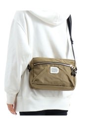 FREDRIK PACKERS(フレドリックパッカーズ)/【日本正規品】 フレドリックパッカーズ ショルダーバッグ FREDRIK PACKERS 420D SNUG SHOULDER M ショルダー バッグ 小さめ/カーキ