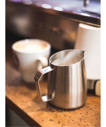 on the day(オンザデイ)/BARISTA & CO Dial In Milk Pitcher 420ml/シルバー