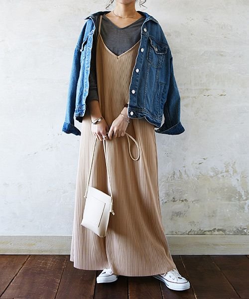 セール スムースクリスタルプリーツキャミワンピース M L レディース 春夏秋冬 ワンピース キャミワンピ グレージュ ラベンダー ミント チャコール ブラック 重ね アンドイット And It Magaseek セール スムースクリスタルプリーツキャミワンピース M L レディース 春夏秋冬 ワンピース キャミワンピ グレージュ ラベンダー ミント チャコール ブラック 重ね アンドイット And It Magaseek