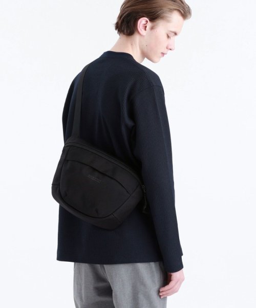 ポリエステルナイロン ショルダーバッグ メンズファッション 阪急百貨店公式通販 阪急 Men S Online Store ポリエステルナイロン ショルダーバッグ メンズファッション 阪急百貨店公式通販 阪急 Men S Online Store