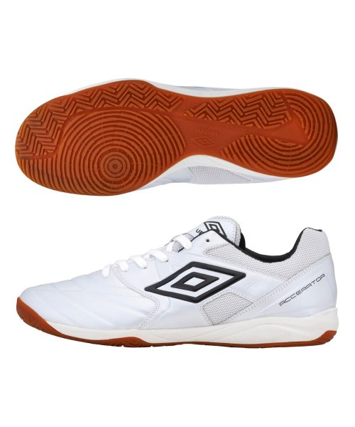 セール アクセレイタ サラ Wide Kts In フットサル インドア用 トレーニングシューズ 人工皮革 Kts ワイ アンブロ Umbro Magaseek