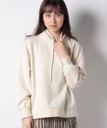 JEANS MATE(ジーンズメイト)/【OUTDOORPRODUCTS】防シワ ポンチ素材 ロゴ入りプルオーバーパーカー/アイボリー