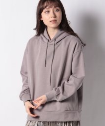 JEANS MATE(ジーンズメイト)/【OUTDOORPRODUCTS】防シワ ポンチ素材 ロゴ入りプルオーバーパーカー/パープル