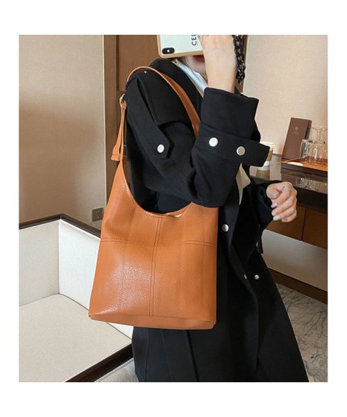 結び目 海賊 必要とする ショルダー バッグ 長 さ 調節 やり方 Kacika Jp