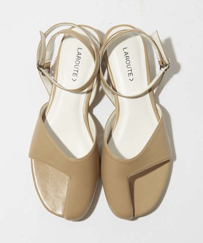 【LAROUTE】トングサンダル