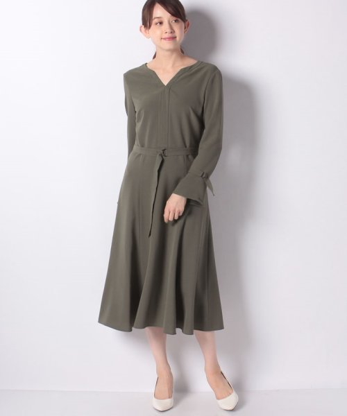 セール 60 Off マッドポリエステルスキッパーワンピース アナイ Anayi Magaseek