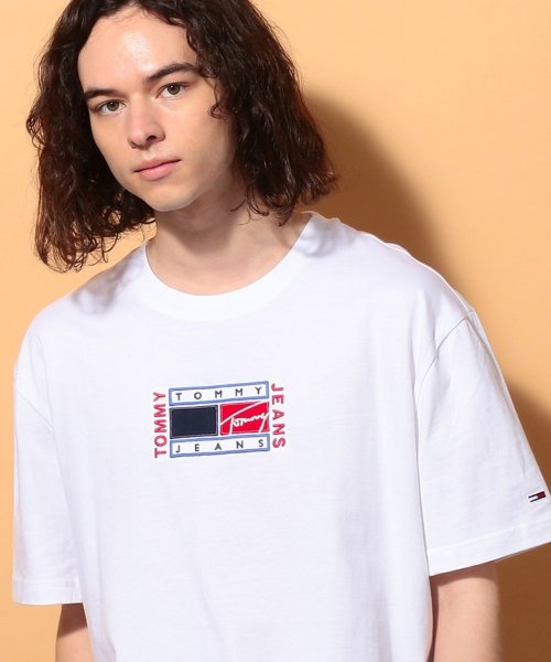 TOMMY JEANS(トミージーンズ)/Timeless TOMMY ロゴTシャツ/ホワイト