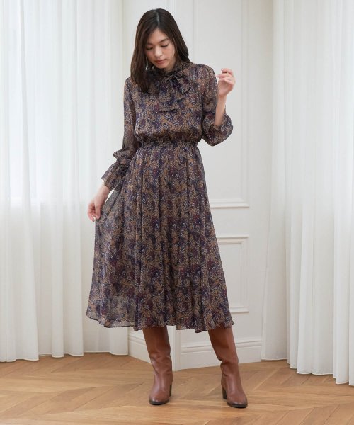 セール ペイズリープリントフレアワンピース アナイ Anayi Magaseek