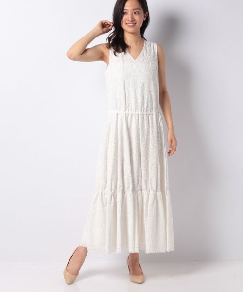 セール ペイズリーシシュウロングワンピース アナイ Anayi Magaseek