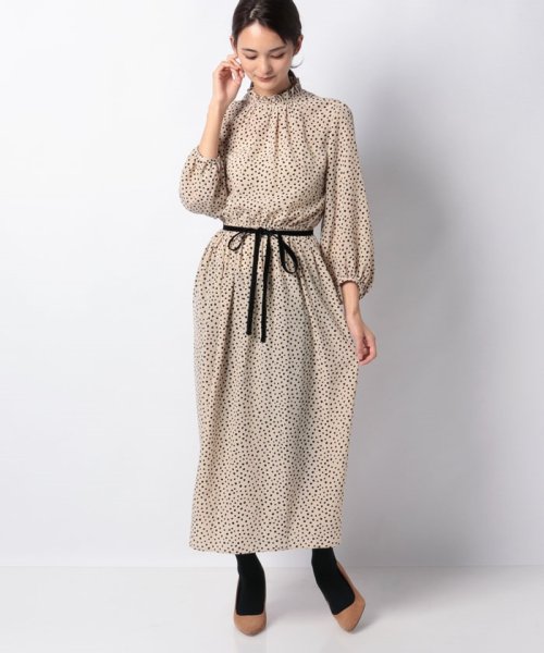 セール Loulou Willoughby デシンドットギャザースリーブワンピース アルアバイル Allureville Magaseek