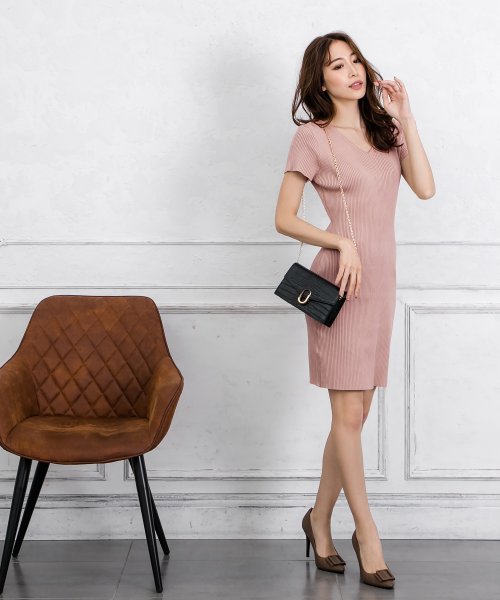 セール Off 選べる丈 半袖ニットタイトワンピース ワンピース レディース 春夏 韓国 黒 ロング ミディアム 膝丈 タイト 半袖 Iライン Vネック スリット ジュリアブティック Julia Boutique Magaseek セール Off 選べる丈 半袖ニットタイトワンピース ワンピース レディース 春夏 韓国 黒 ロング ミディアム 膝丈 タイト 半袖 Iライン Vネック スリット ジュリアブティック Julia Boutique Magaseek