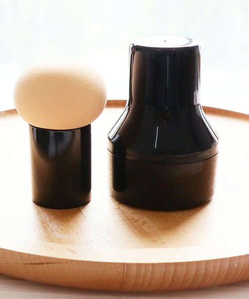 セール コスメ スポンジ パフ きのこ型 化粧下地用 収納用ケースつき ブレンダー用 メイク道具 ノンラテックス コンシーラー 雑貨 ショッピングゴー Shoppinggo Magaseek