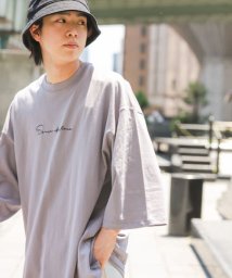 SENSE OF PLACE by URBAN RESEARCH(センスオブプレイス バイ アーバンリサーチ)/シシュウエクストラルーズTシャツ(5分袖)/PURPLE