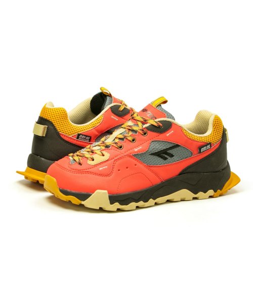 ハイテック ハイキングスニーカー ディグハイカー Hi Tec Hku18 Dig Hiker Wp 3e 幅広 Tkhs Hku18 ハイテック Hi Tec Magaseek