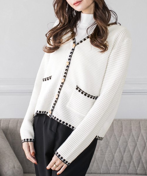 セール 変形パイピング透かし編みカーディガン カーディガン レディース 春 韓国 薄手 黒 白 長袖 ショート丈 ポケット付 Vネック ニット サマーニット ジュリアブティック Julia Boutique Magaseek