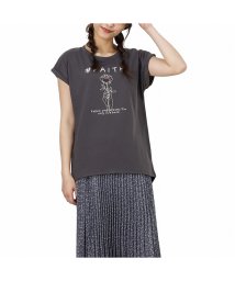 MAC HOUSE(women)(マックハウス（レディース）)/T－GRAPHICS ティーグラフィックス ハッシュタグプリントドルマンTシャツ F94525DM/チャコール