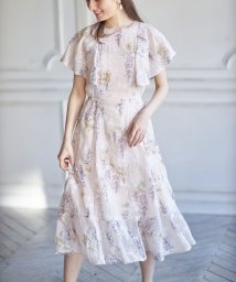 tocco closet(トッコクローゼット)/フラワーエンブロイダリー×フラワープリントワンピース/BEIGE