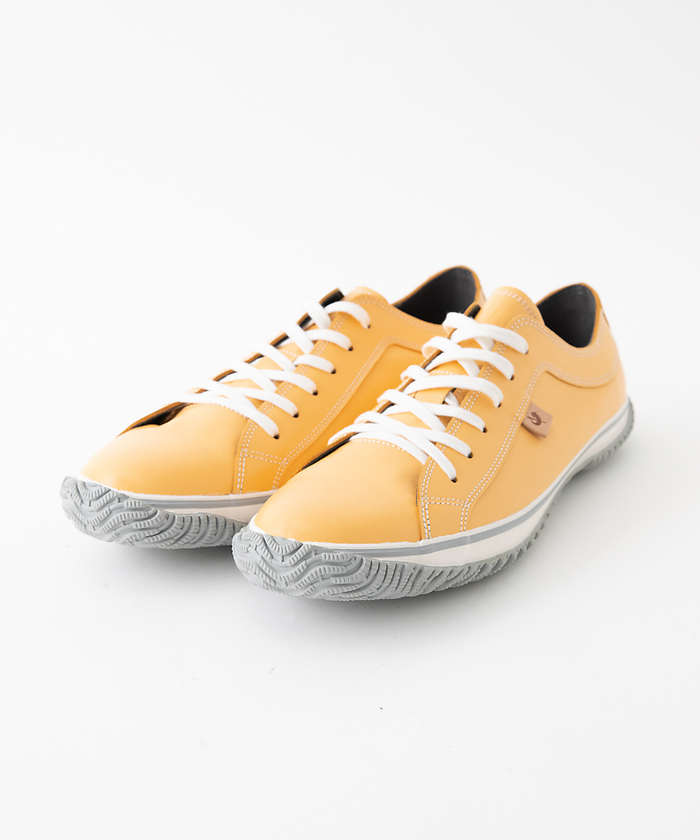 展開店舗限定spingle Move別注 スニーカーspm 110 Alfredobannister Alfredobannister Magaseek