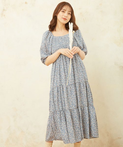 セール 33 Off 花柄シャーリングティアード ワンピース イング Ingni Magaseek