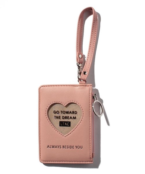 セール ハート型抜きパスケース ラブトキシック Lovetoxic Magaseek