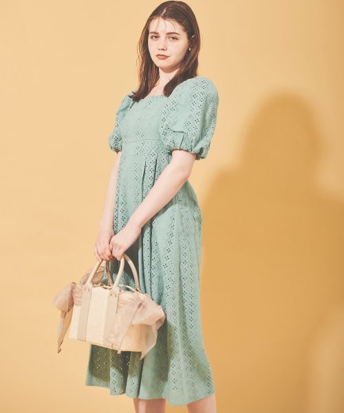 セール トランテアン ソン ドゥ モード 31 Sons De Mode コットン刺繍パフスリーブワンピース Magaseek セール トランテアン ソン ドゥ モード 31 Sons De Mode コットン刺繍パフスリーブワンピース Magaseek