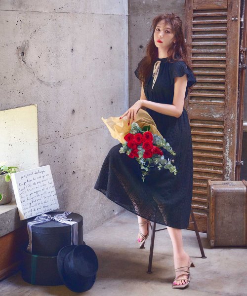 セール 60 Off 美人百花6月号掲載 楊柳レースフレアワンピース トランテアン ソン ドゥ モード 31 Sons De Mode Magaseek