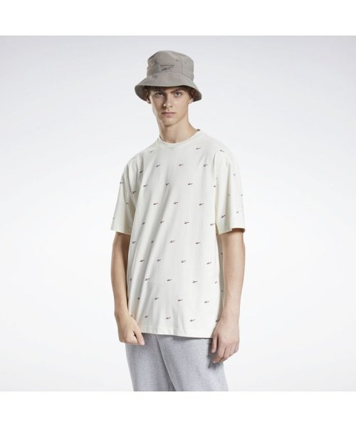 Reebok(リーボック)/クラシックス オールオーバープリント ニット Tシャツ / Classics Allover Print Knit T－Shirt/ホワイト