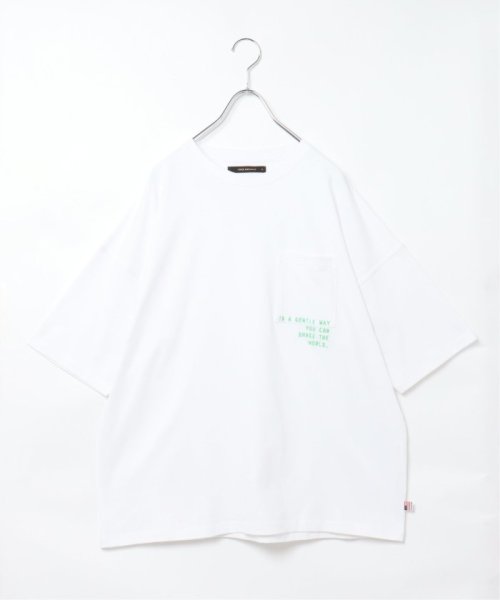 VENCE　EXCHANGE(ヴァンス　エクスチェンジ)/USAコットンポケット刺繍Tシャツ/ホワイト