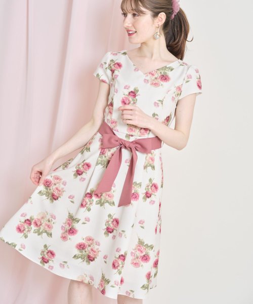 ウエストりぼん付きフラワープリントワンピース トッコクローゼット Tocco Closet Magaseek