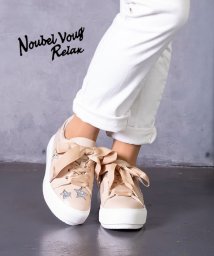 Noubel Voug Relax(ヌーベルヴォーグ　リラックス)/オトナ厚底スニーカーアシメスターワッペンシューズ/ベージュ