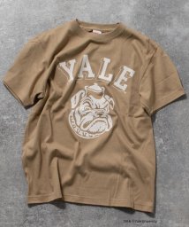 NOLLEY’S goodman(ノーリーズグッドマン)/【TVドラマ着用】YALE / UCLA 別注 カレッジロゴ ビッグシルエット Tシャツ/キャメル