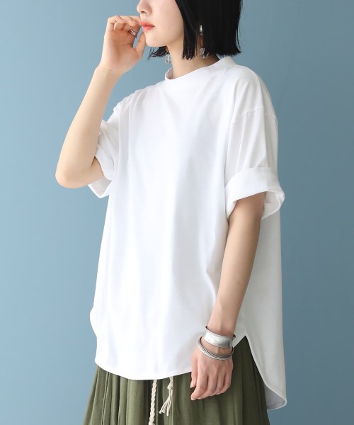 osharewalker(オシャレウォーカー)/『モックネック×ラウンドヘムTシャツ』/オフホワイト