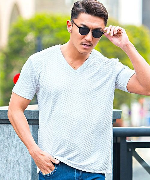 Cavaria ふくれジグザグ柄半袖vネックtシャツ 半袖 Tシャツ メンズ Vネック 無地 シェブロン ふくれ織 ホワイト グレー ネイビー ブラック スト キャバリア Cavaria Magaseek