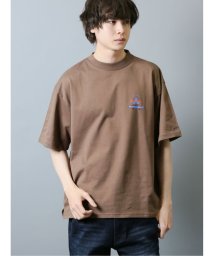 TAKA-Q(タカキュー)/【WEB限定】TOMOWAKA×AIRWALK 天竺クルーネック半袖Tシャツ/ブラウン