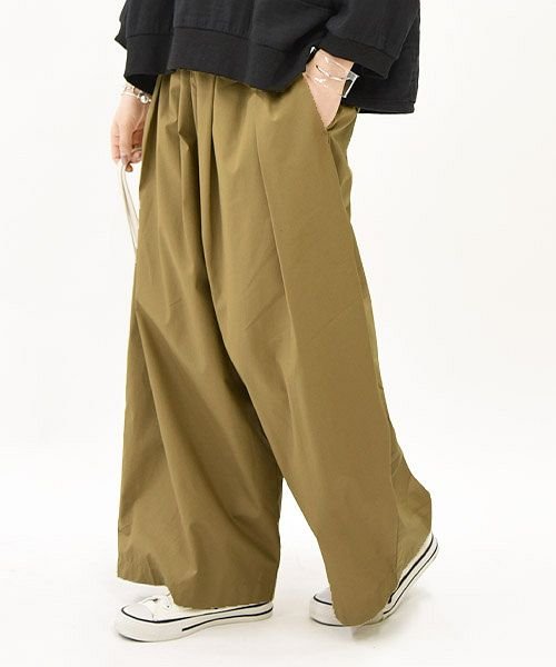 クーポン セール 27 Off レディース パンツ エミュラル Emural コットンオーバーコクーンパンツ M L 春夏 綿100 コットン ブラック ライトモカ ライトグレー コクーンシ アンドイット And It Magaseek