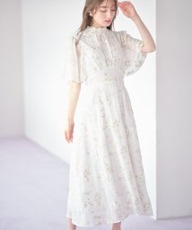 tocco closet(トッコクローゼット)/フラワー刺繍×ドットフレアスリーブシャーリングネックワンピース/Off-white