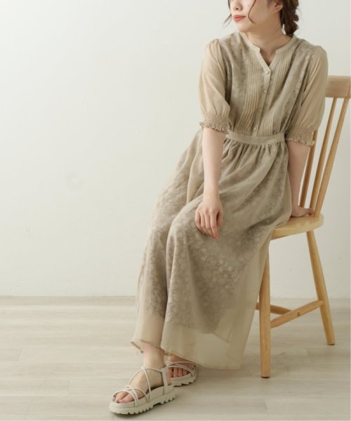 セール 52 Off パフシアードッキングワンピース レイカズン Ray Cassin Magaseek