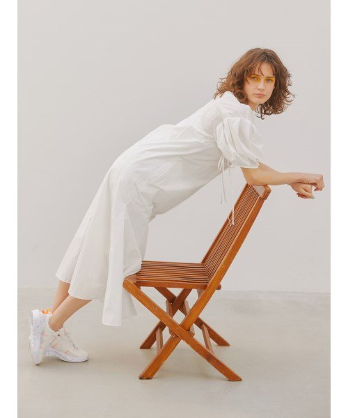 セール 30 Off Emmi Atelier ナイロン袖ギャザーワンピース Emmi Atelier Emmi Atelier Magaseek