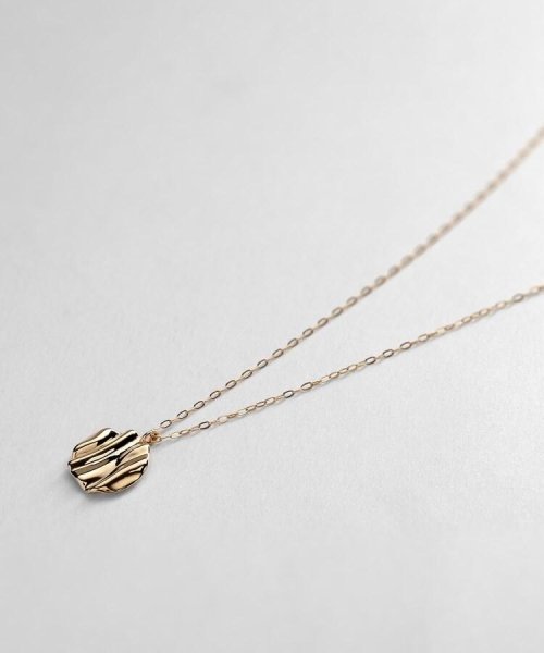 K10ウエーブプレート ラウンド ネックレス 