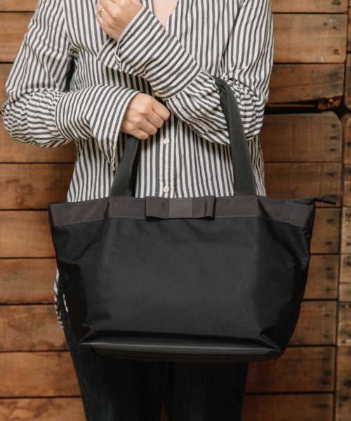 セール カシュカシュ Cachecache Web限定ナイロンリボントートバッグｌ カシュカシュ Cache Cache Magaseek