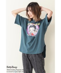 JEANS MATE(ジーンズメイト)/【BETTYBOOP】ラウンドヘムオーバーサイズTシャツ/ダークグリーンA