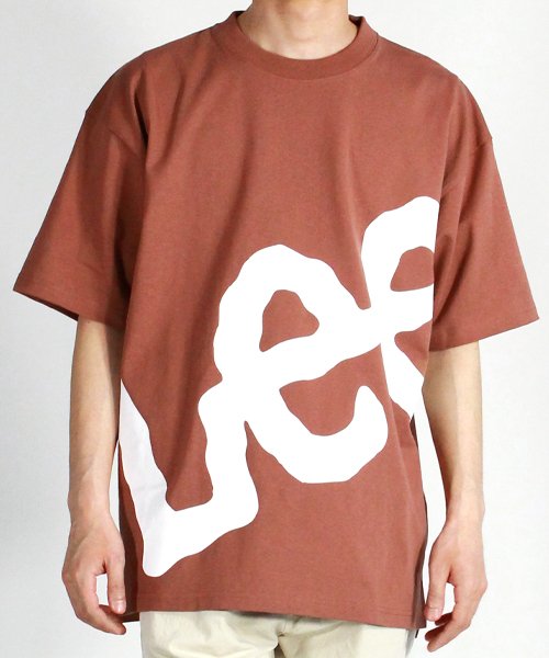 Lee(Lee)/【別注】【LEE】 リー ビックロゴ プリント 半袖 Tシャツ ユニセックス/ブラウン