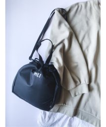 on the day(オンザデイ)/メイ/MEI フラット巾着 sholder bag/ブラック