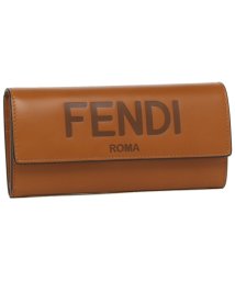 フェンディ Fendi Uenfed の通販 Magaseek