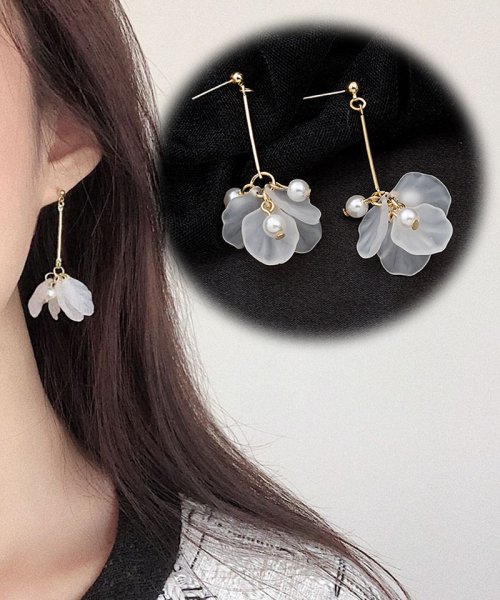 セール ピアス 揺れる 花 ロングピアス ロングチェーン デザイン サークル アクセサリー レディース ファッション 可愛い ショッピングゴー Shoppinggo Magaseek