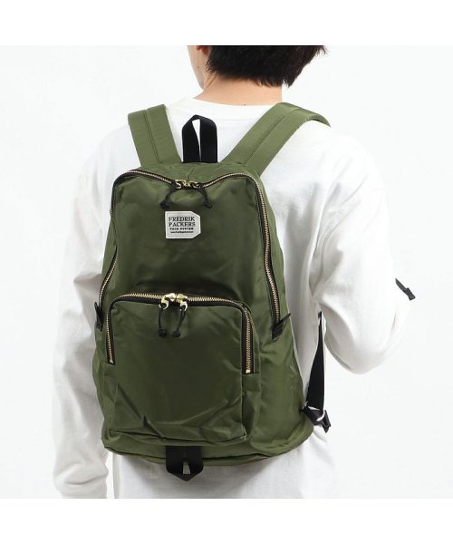 FREDRIK PACKERS(フレドリックパッカーズ)/【日本正規品】 フレドリックパッカーズ リュック FREDRIK PACKERS 420D SNUG PACK バックパック リュックサック デイパック 日本製/オリーブ